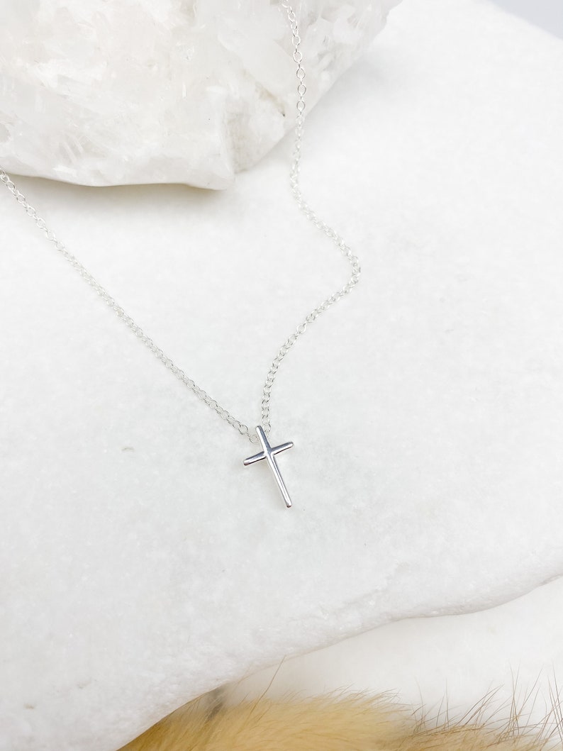 Silver Cross Necklace, Tiny Cross, Sterling silver, Gold cross, Rose gold cross, Dainty cross, gift for her, necklaces for women, girl cross Bild 4