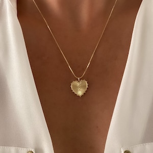 Gold Necklace, Heart Necklaces, Necklaces for women, Girls Heart necklace, Medallion Necklace, New Jewelry, Dainty Box chain necklace, gifts