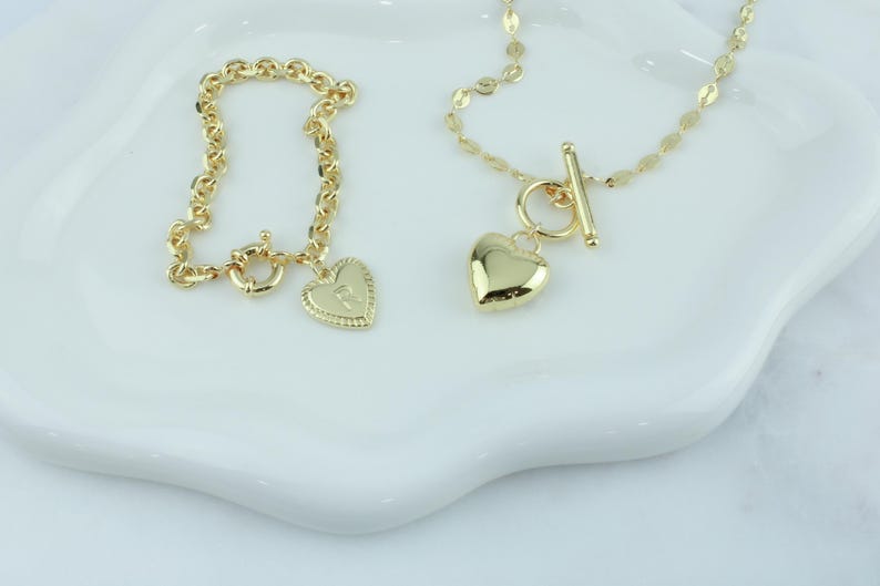 24k Gold bracelet, gold filled bracelet, dainty bracelet, bracelets, Heart bracelet, womens bracelet, Valentines day gift, Gift for her