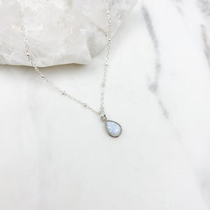 Opal Necklace, dainty necklace, Silver Necklace, Necklaces for women, birthday gift for her, jewelry gift, gift for her, jewelry