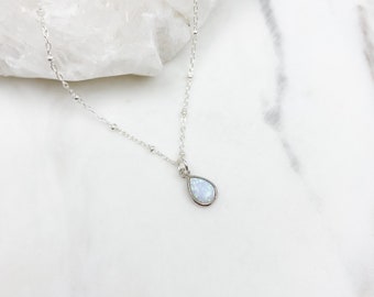 Opal Necklace, dainty necklace, Silver Necklace, Necklaces for women, birthday gift for her, jewelry gift, gift for her, jewelry