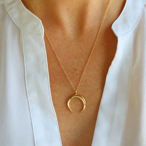 Crescent moon necklace, gold necklace, silver necklace, necklaces for women, dainty necklace, birthday gifts for her, Pendant Necklace