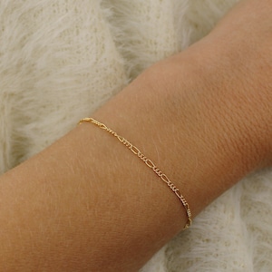 14k Gold Filled Figaro bracelet, gold bracelet, dainty bracelet, stacking bracelet, dainty jewelry , bridesmaid gift, gold bracelet