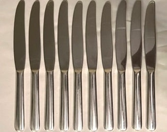 vintage '40s set of 10 silver plated matching butter knives with stainless steel blades