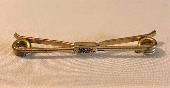 vintage '30s gold collar clip