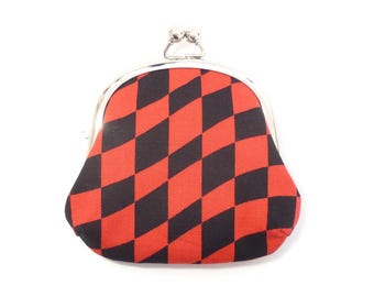 Red and Black Checkered Metal Frame Kiss Lock Wallet