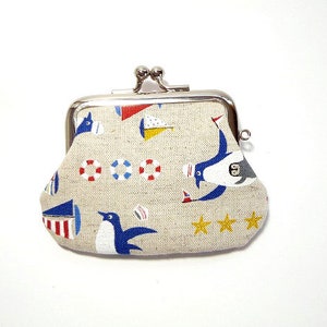 penguin, metal frame purse, kiss lock purse, coin purse, wallet