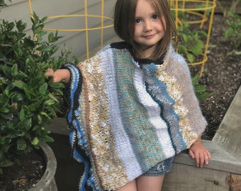 Breipatroon patchworkponcho voor kinderen | Schrootgaren gestreepte cape