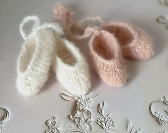 Patrón para tejer zapatillas de bailarina para recién nacidos / Botines de bebé de mohair (Descarga instantánea)