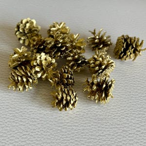 Christmas Decor - Pine Cones - Wedding Decor - Natural Embellishment - Holiday Crafts - Nature Inspired Crafts
