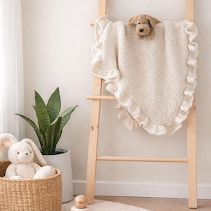 Babydecke mit Rüschen: Ruby Garn (PDF Anleitung)