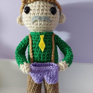 Mayor Lewis and his Lucky Purple Shorts