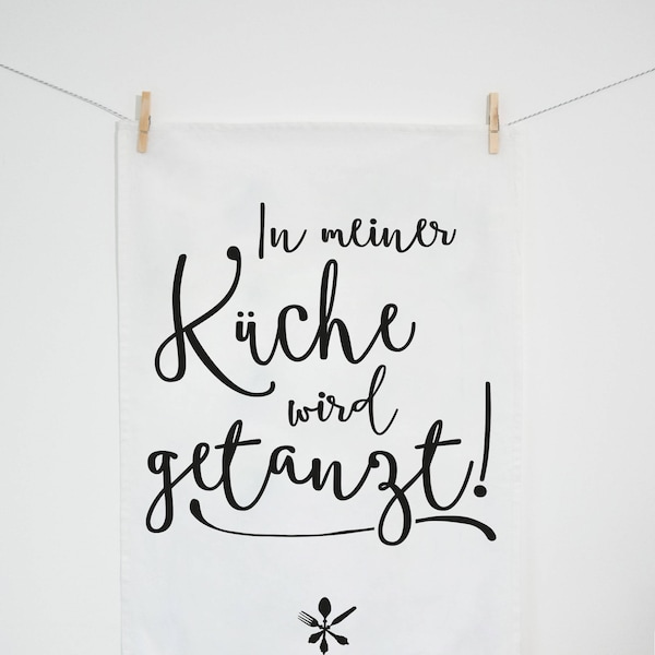 Geschirrhandtuch »In meiner Küche wird getanzt!«, Geschirrtuch, Typografie, Geschenk, Küchenparty, Einweihungsgeschenk, Wichtel, Scandi