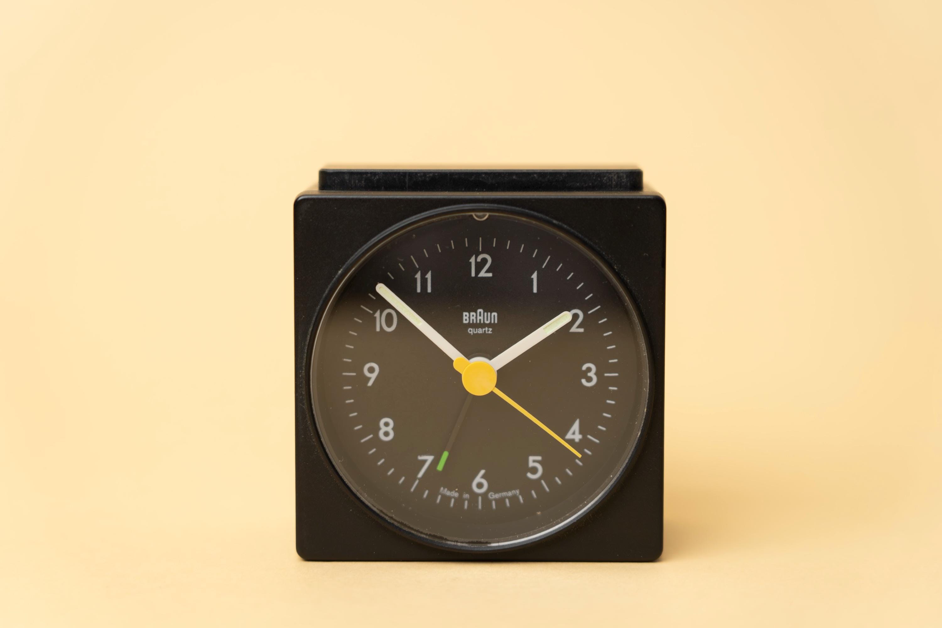 Braun AG Table Clock / Typ 4746 / Morning Clock / Work! - Etsy Denmark