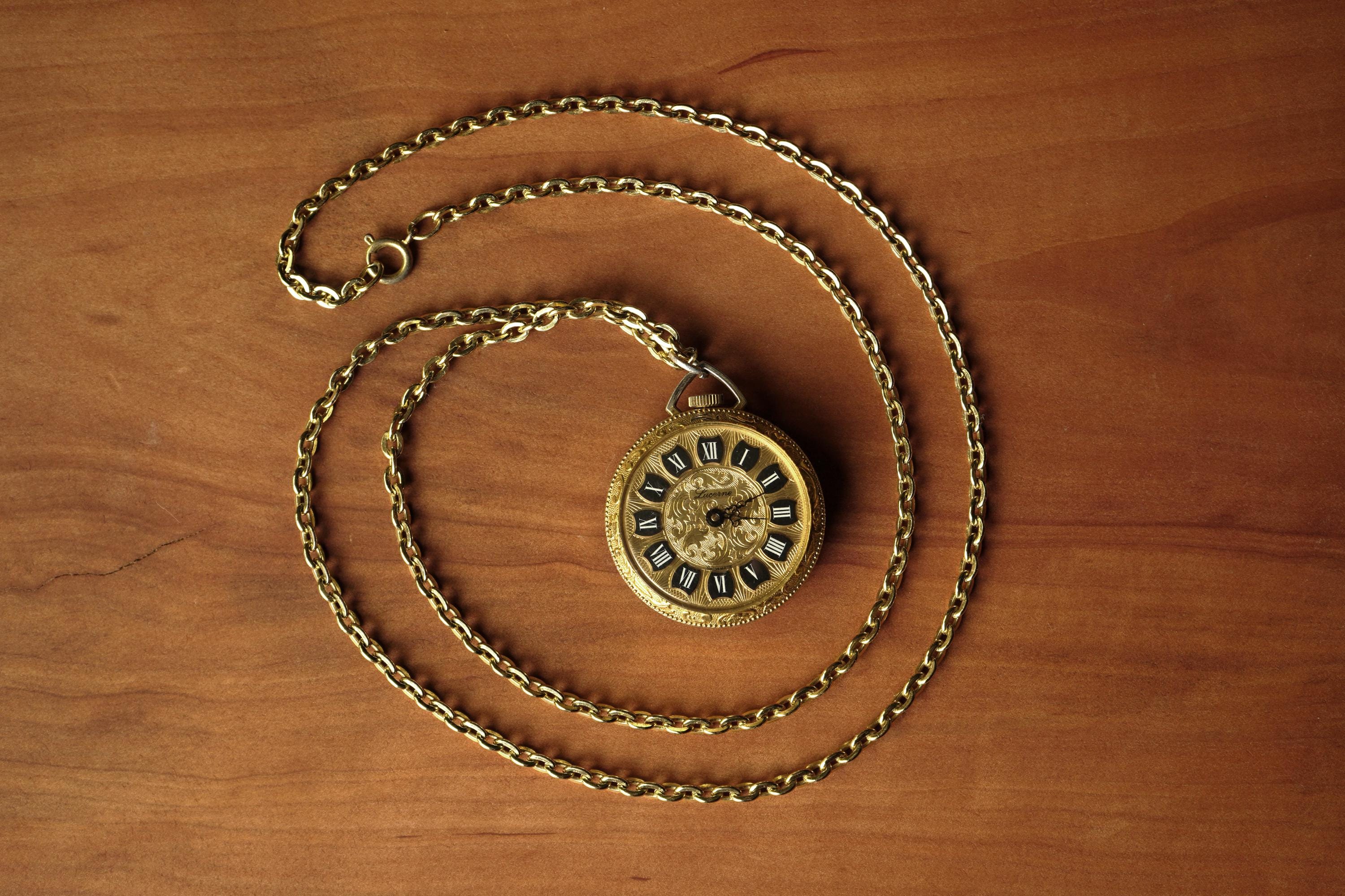 Montre-pendentif Lucerne Antichoc Antimagnétique - Fabriqué En Suisse, Plaquée Or - Occasion Très Bon état