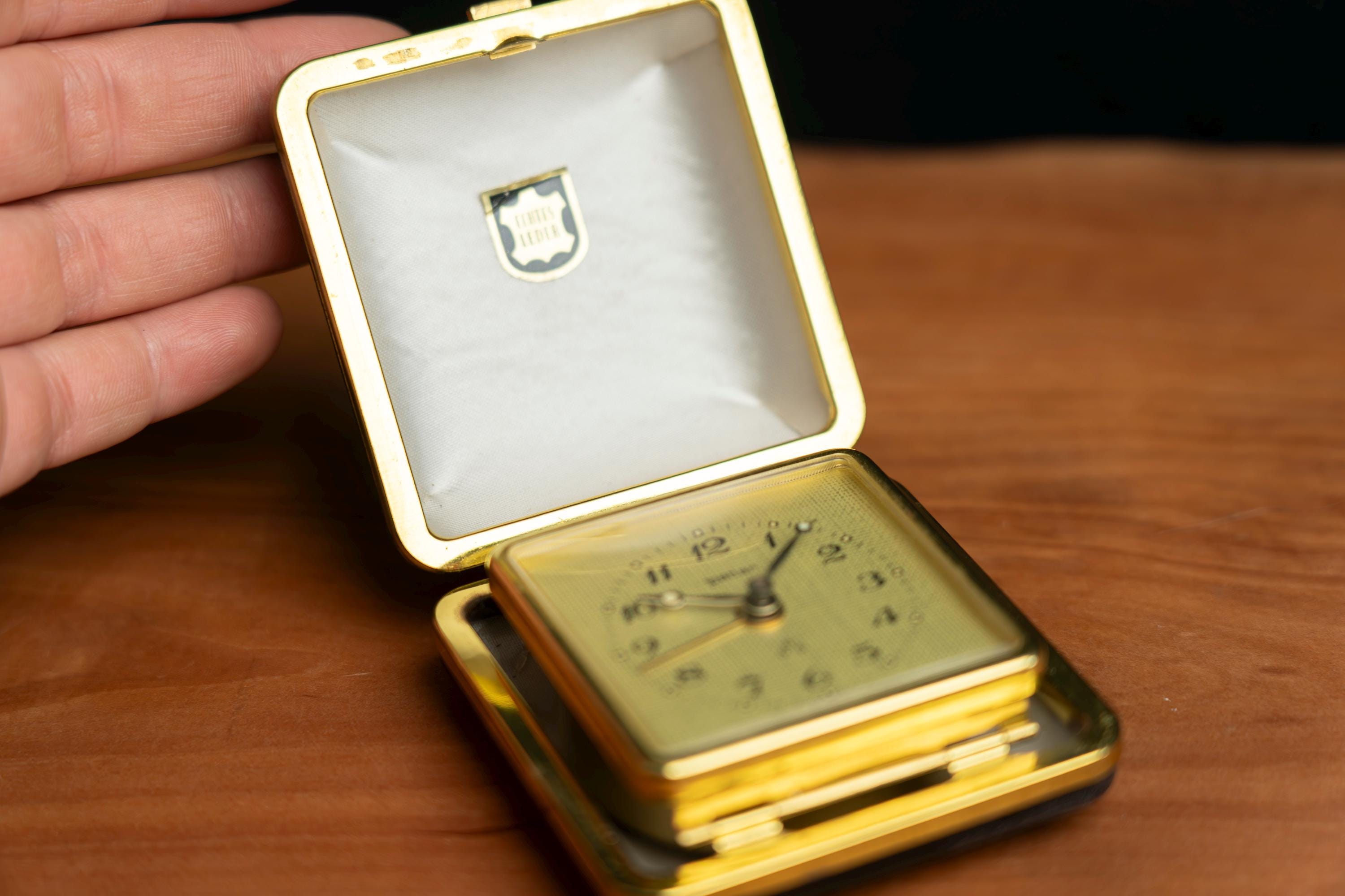 ヴィンテージ PETER 旅行用目覚まし時計、ドイツ製機械式巻き上げ式