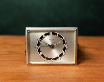 ヴィンテージ PETER 旅行用目覚まし時計、ドイツ製機械式巻き上げ式