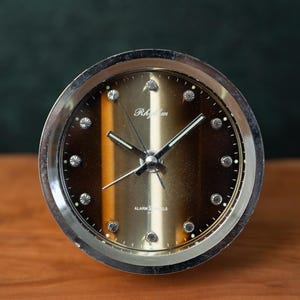 vintage Rhythm Mid Century Clock / Mechanical Alarm Clock / Table Clock / Space Age / Work!