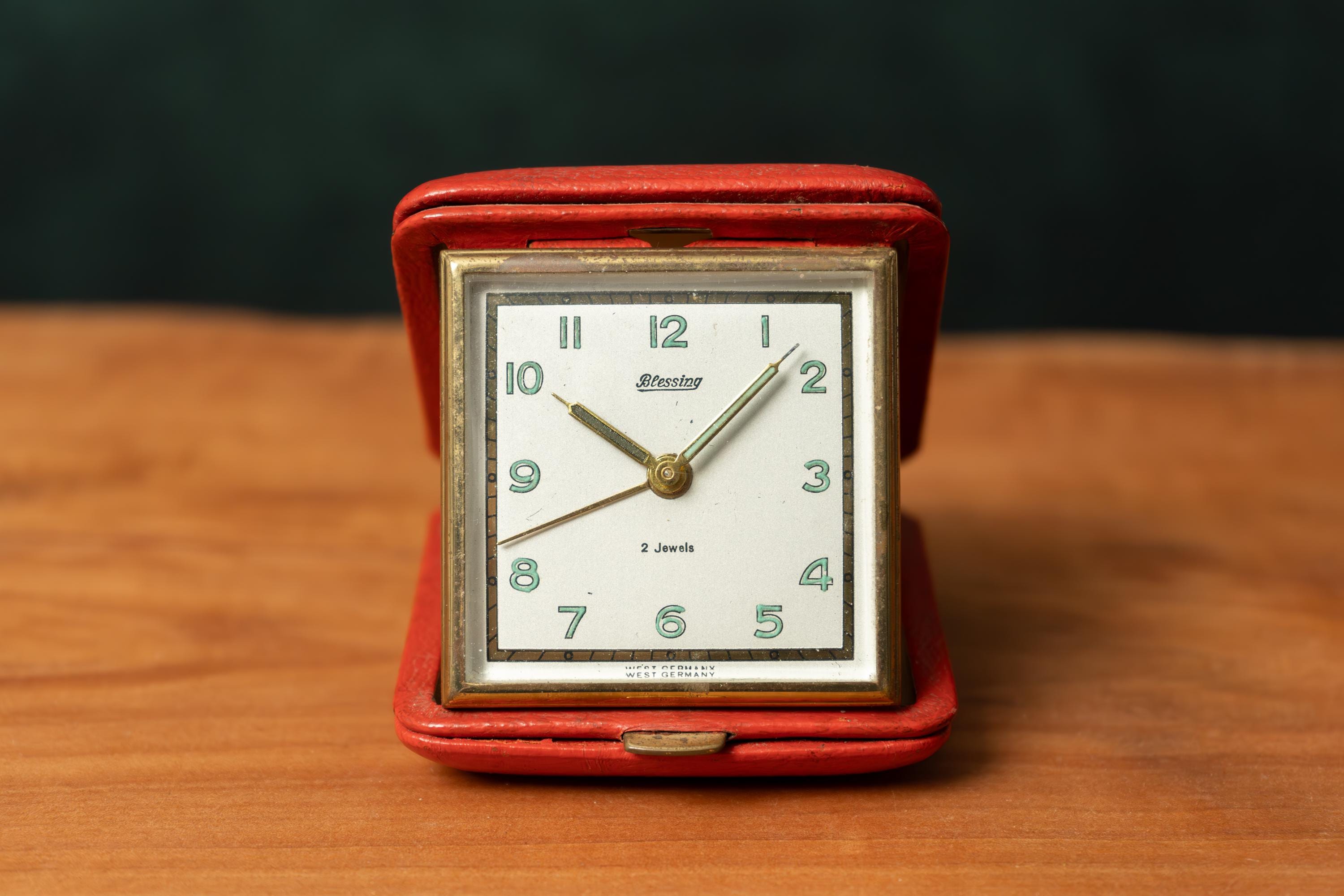 ヴィンテージ BLESSING トラベルアラームクロック：西ドイツ製、レザー