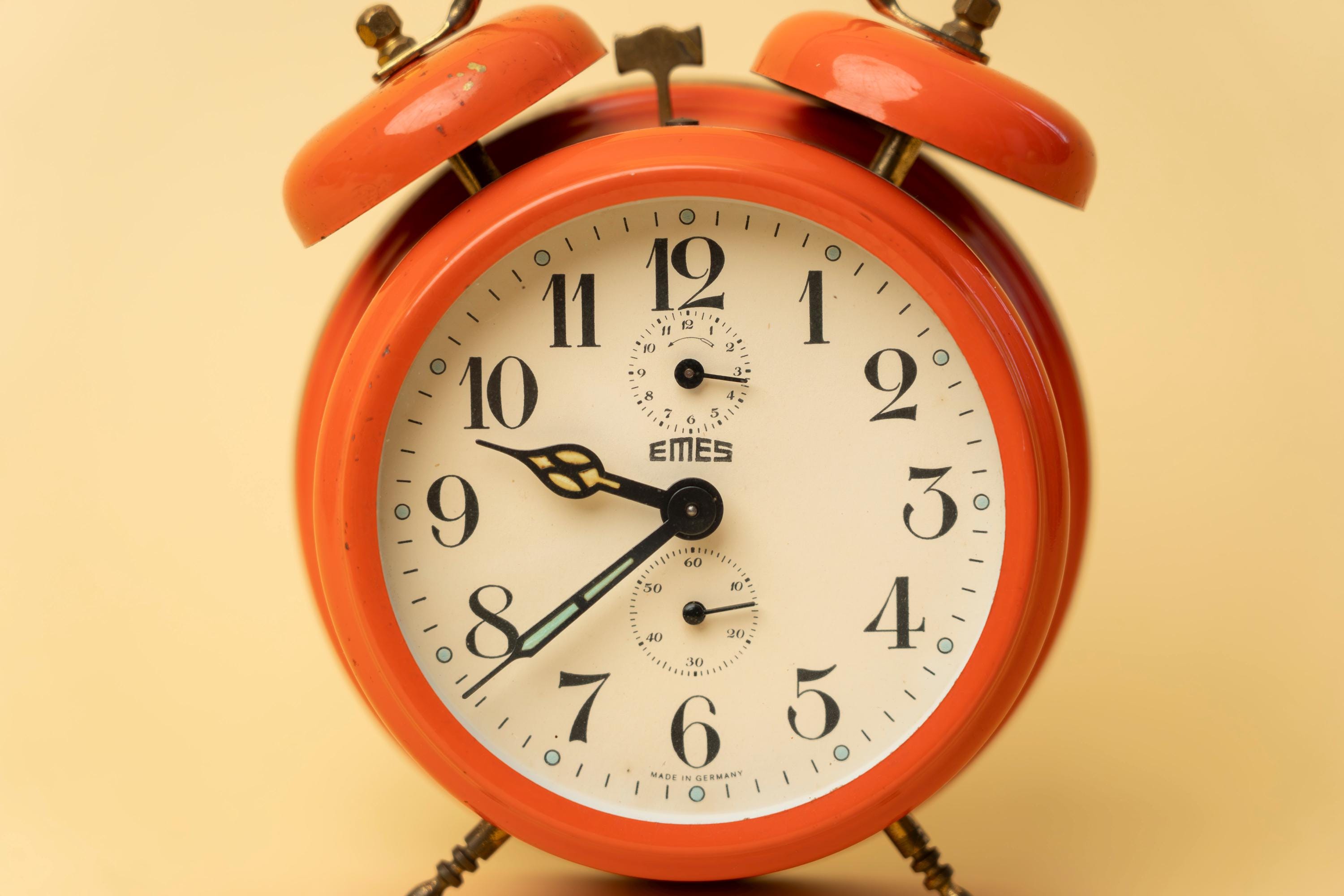 【廃盤品】ACME Furniture GLENN TABLE CLOCK Vintage Emes Desk Clock: Mechanical Orange Alarm Clock (not