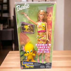 Barbie loves tweety sale
