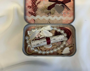 Vintage Altoids Tin Box: Altered Decoration,Gift Storage,Tin box,Present for her,