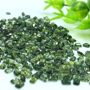 Saphirs vert émeraude : pierres précieuses naturelles en vrac (4 x 3 mm, 10 pièces)