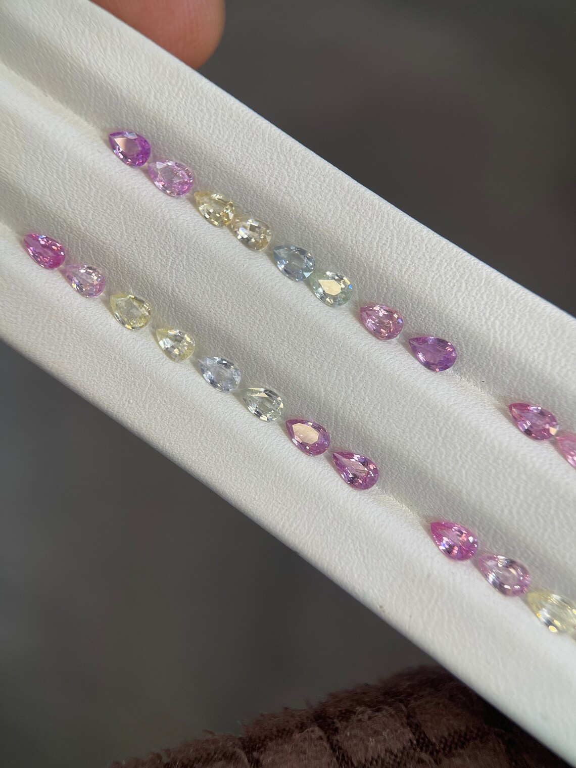 5x3mm Natural Noheat Fancy Pestal Sapphires Good Quality Shape Pear CUT ...