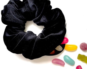 Stash scrunchie | rave, zipper scrunchie, hidden storage, stashie, secret pocket, rave outfit | descreate black velvet