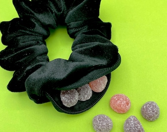 Mini stash scrunchie | small, rave, zipper scrunchie, hidden storage, stashie, secret pocket, rave outfit | descreate miniblack velvet, gift