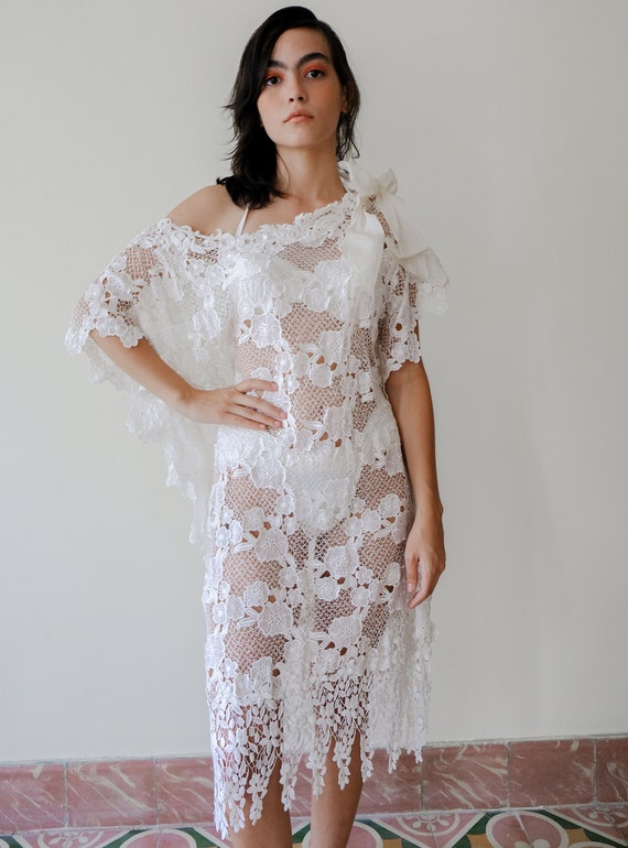 Vintage White Lace Coverup, Vintage Off Shoulder L