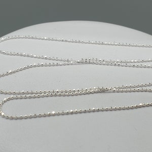 Silver Sparkle Chain 18