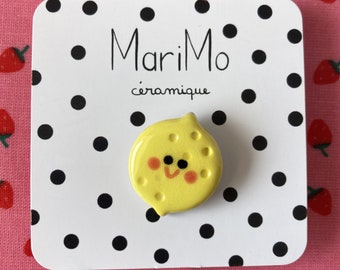 broche citron en céramique