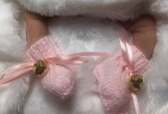 Doll booties fitting 10/",11/',12/' and 13/" micro preemie doll w//bell