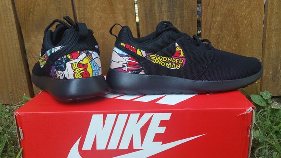 Mujer Maravilla Nike Roshe | Etsy España