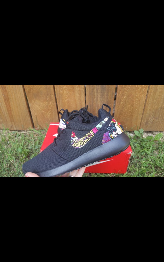 Mujer Maravilla Nike Roshe | Etsy España