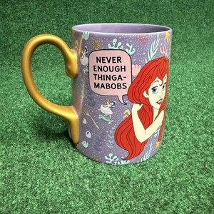 Taza de cerámica de la Gruta de Ariel de Disney Store, La Sirenita imagen 2