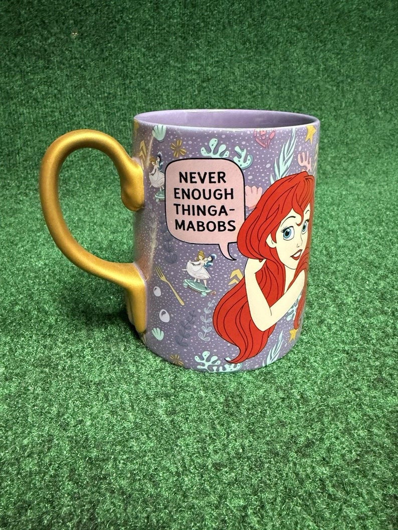 Taza de cerámica de la Gruta de Ariel de Disney Store, La Sirenita imagen 2