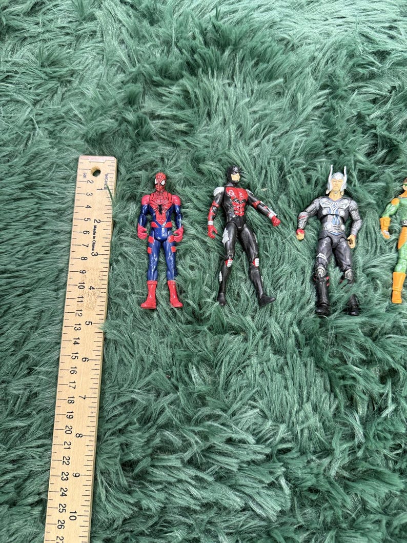 Marvel Avengers Spider-Man Ant-Man Thor Beetle 4-inch Action Figure Lot of 4 image 5