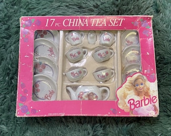 Vintage Barbie 17-delars teservis från Chilton Toys 1992, ny gammal lagerförseglad låda