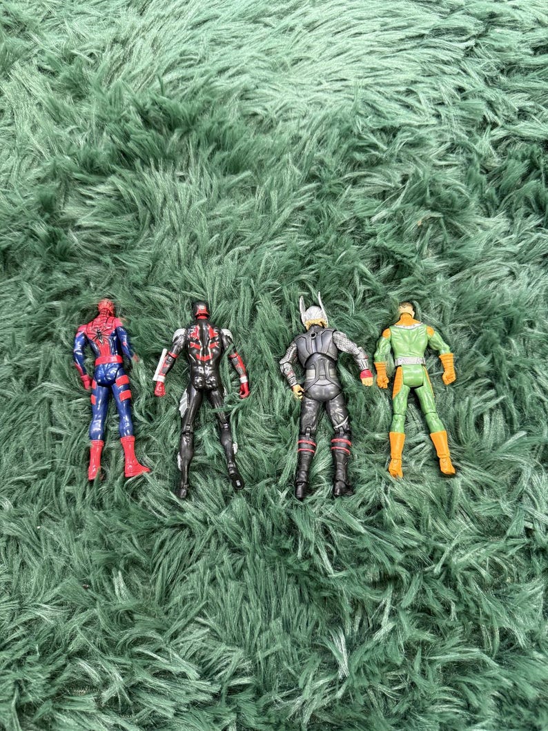 Marvel Avengers Spider-Man Ant-Man Thor Beetle 4-inch Action Figure Lot of 4 image 6