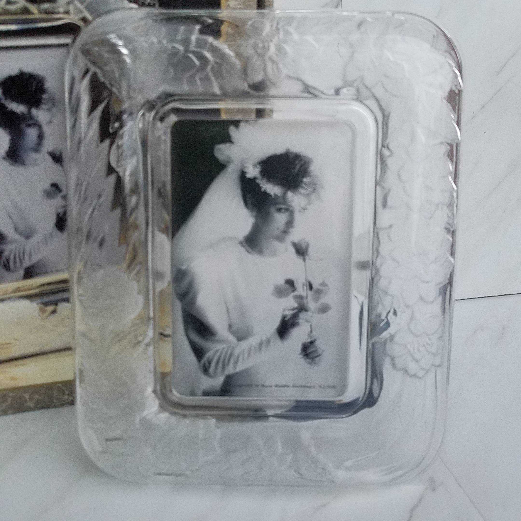 Vintage Crystalclear Signature Picture Frame New Open Box Rectangular Frosted Floral Design