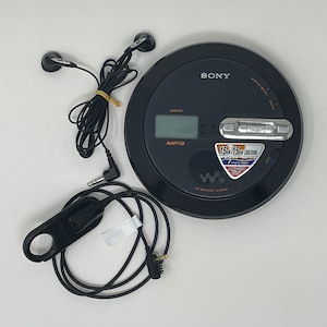 ト*ン様 ジャンク　SONY ソニー　ATRAC CDウォークマン　D-NE90 ト*ン様 ジャンク SONY ソニー ATRAC CDウォークマン D-NE90