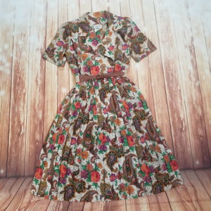 Vintage Shirt Waist Unique Printed Lady Carol Petites of New York Pleated Shoulder Pads Dress