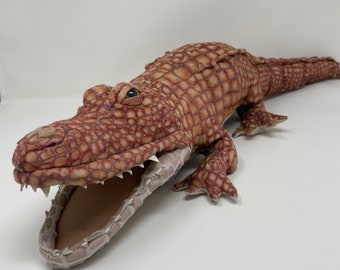 Vintage Y2K Stuffed Animal Alligator Sunny & Co Toys Life Like 25 inches