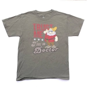 Vintage Y2k Disneyland DOC Graphic Tee in Gray Short Sleeve Crew Neck Cut T-shirt