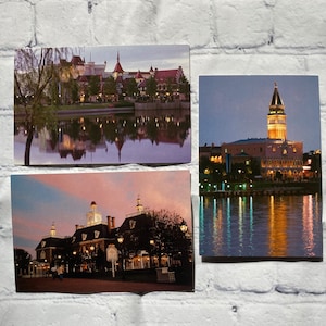 Vintage Unused Disney Epcot 3 Pack Post Card- Italy, American adventure, Germany