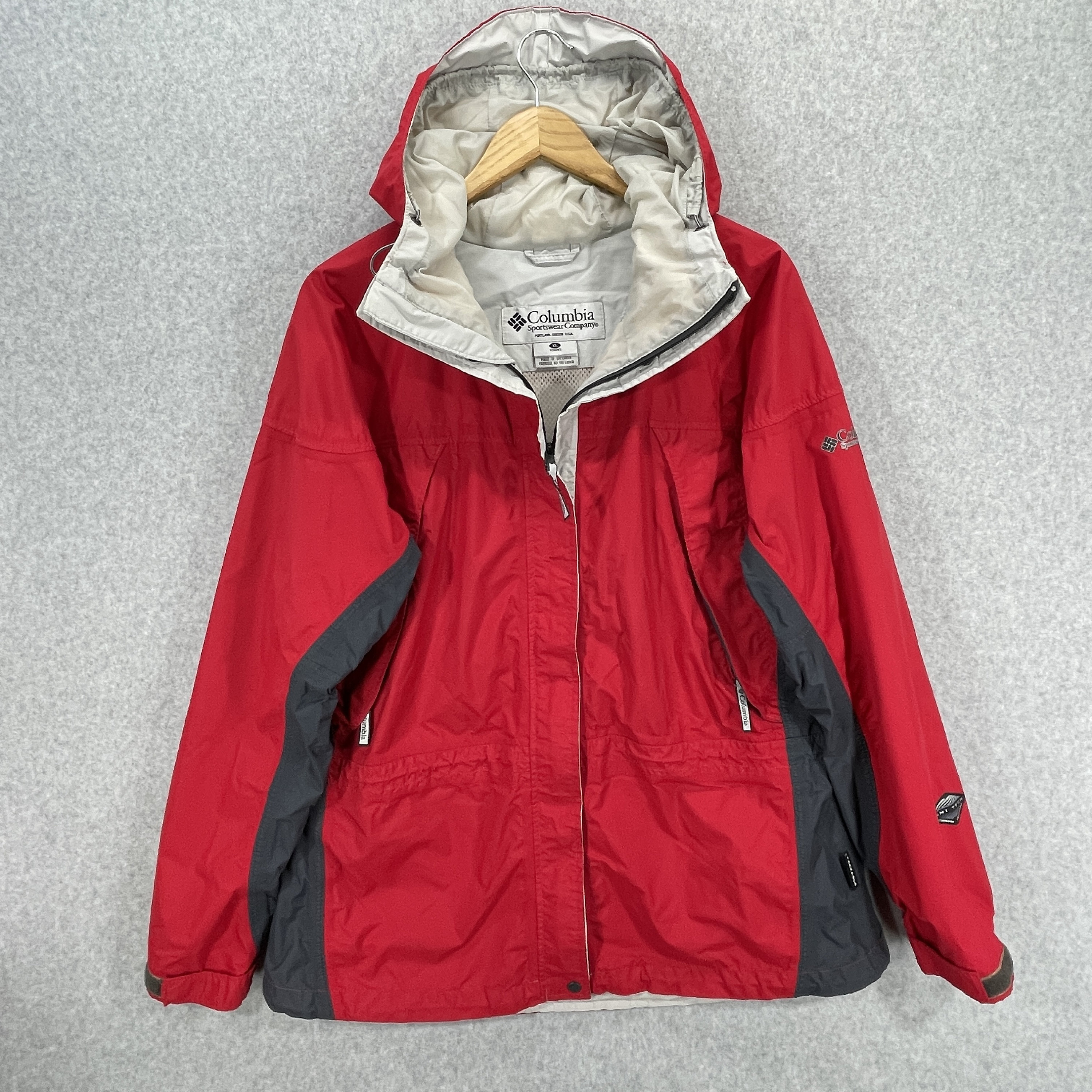 Vintage Columbia Sportswear Women's Jacket Red Gray White Vintage Columbia Sportswear Women's Jacket Red Gray White