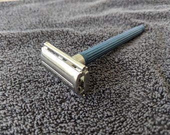 Vintage Pok Kit Acme Gillette Safety Razor Personal Kit Etsy