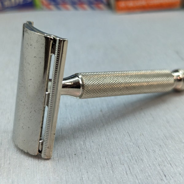 1956 Gillette SILVER Tech Vintage Safety Razor - Date Code B4